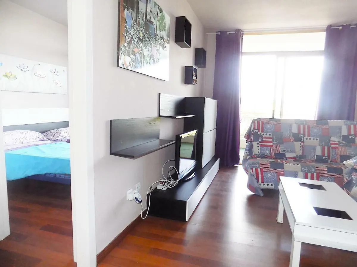 Apartsalou Lea Apartment Spain